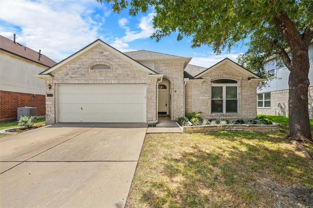 15304 Ecorio Dr - front exterior - Luxury home in Willow Run, Austin, TX
