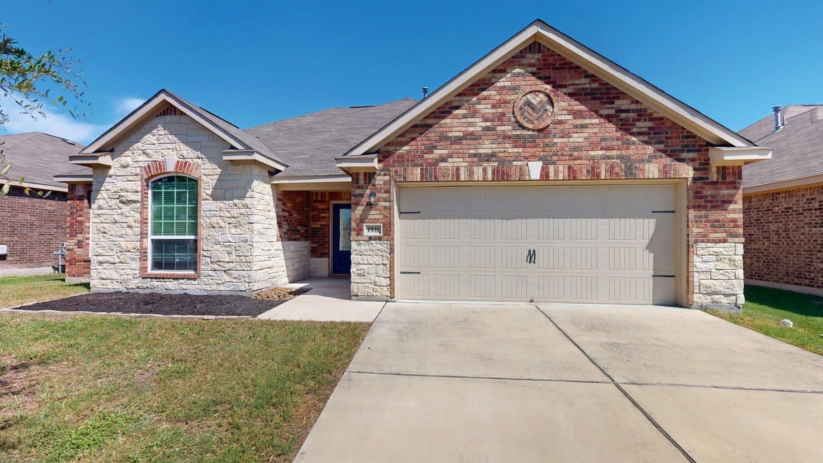 View 1531 Twin Estates DR in Bunton Creek 1531 Twin Estates DR - property photo 1 - Luxury home in Bunton Creek, Kyle, TX