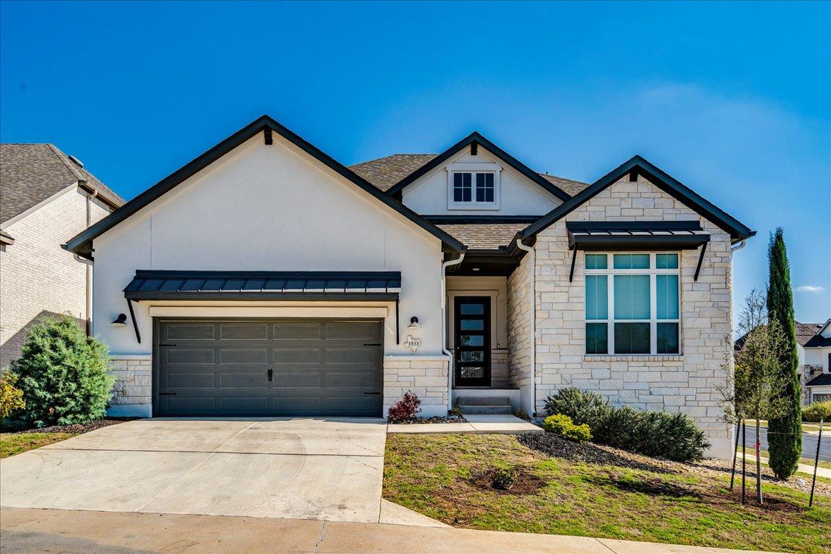 1533 Jay Wolf DR - front exterior - Luxury home in Wolf Ranch West Sec 1Bg, Georgetown, TX