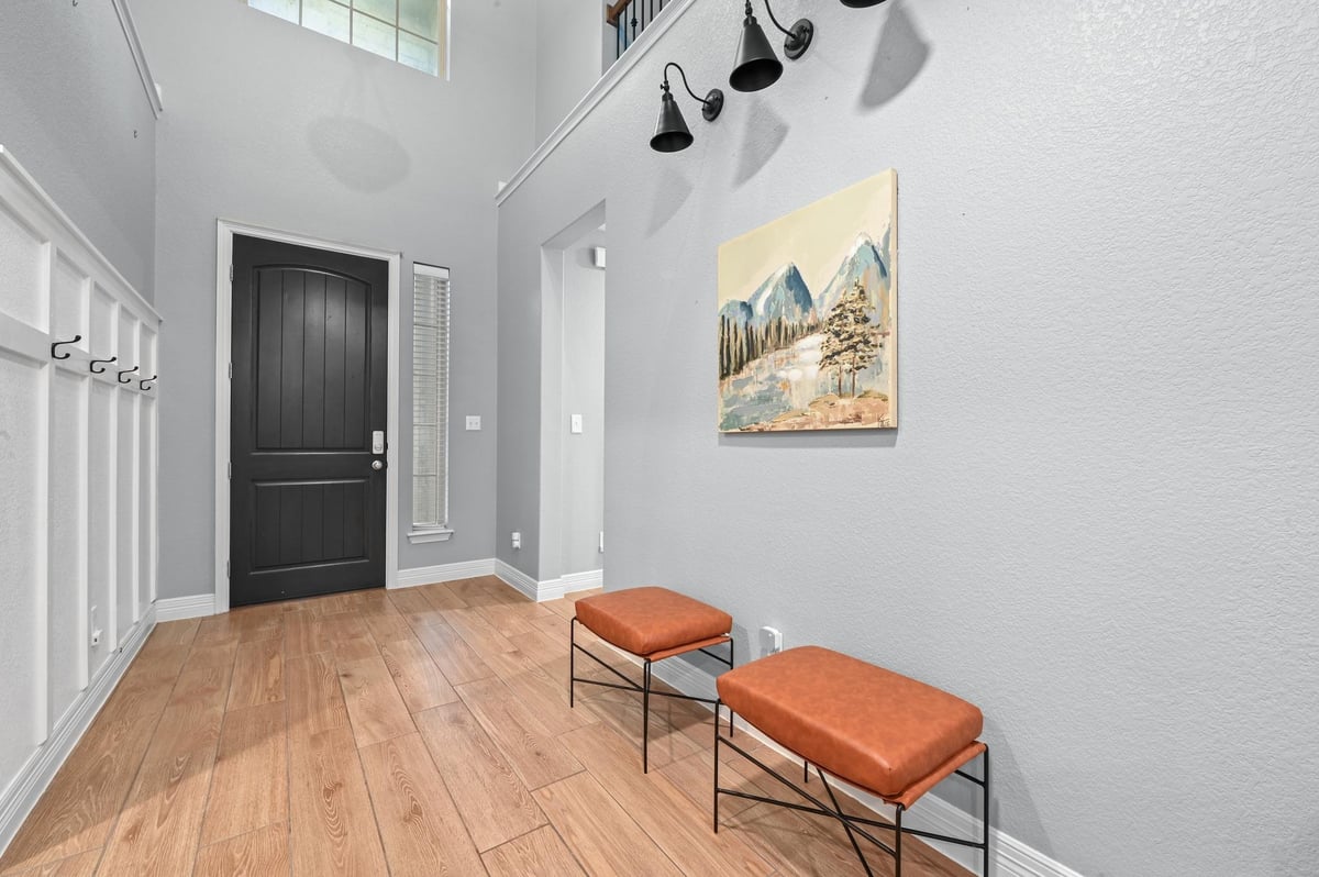 Primary bedroom at 154 Ashleaf Dr - 4 bed 3 bath home