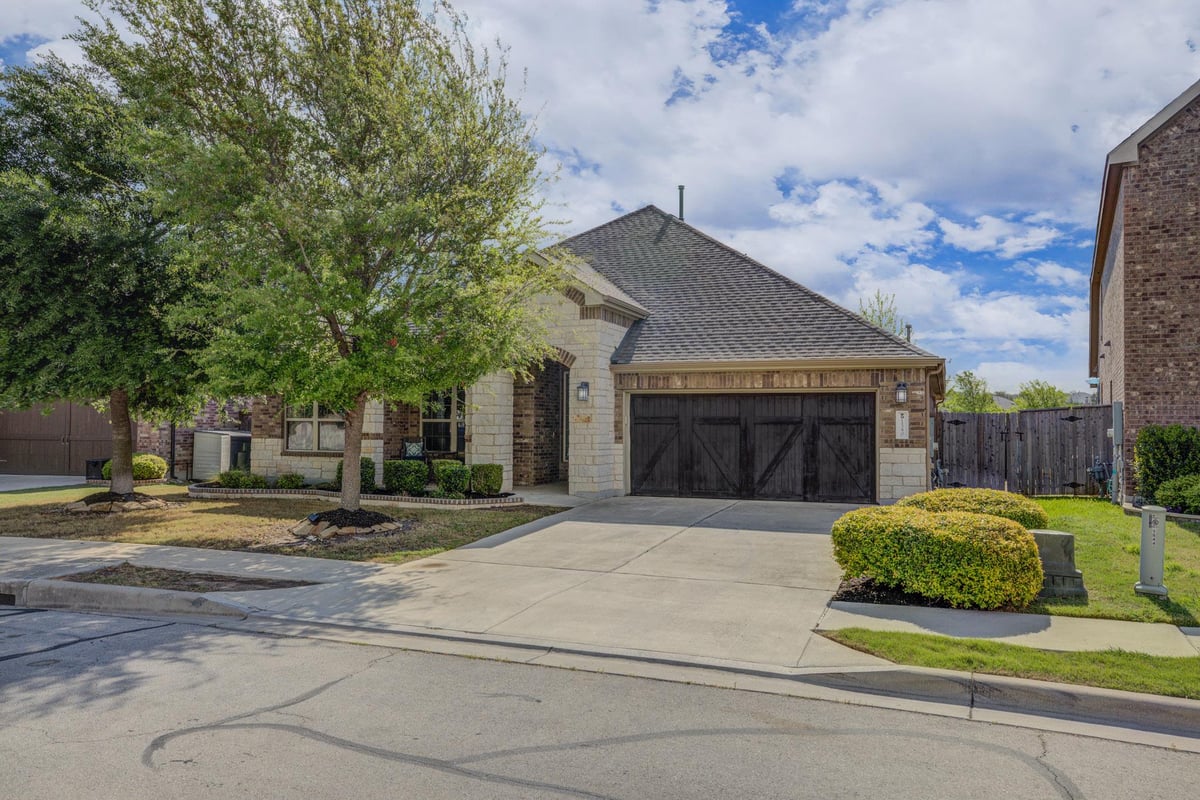 View 1540 Cresson Trl in Mason Ranch Ph 2 Sec 1 1540 Cresson Trl - front exterior - Luxury home in Mason Ranch Ph 2 Sec 1, Leander, TX