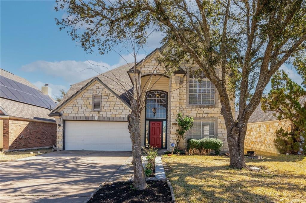 15425 Ecorio Dr - front exterior - Luxury home in Willow Run Sec 01, Austin, TX