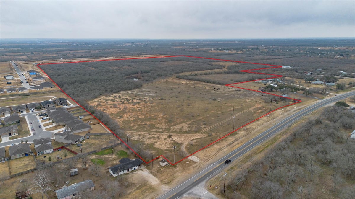 View 15480 Fm 725 15480 Fm 725 - aerial view with 15480 Fm 725 in Seguin - Luxury home in Seguin, TX