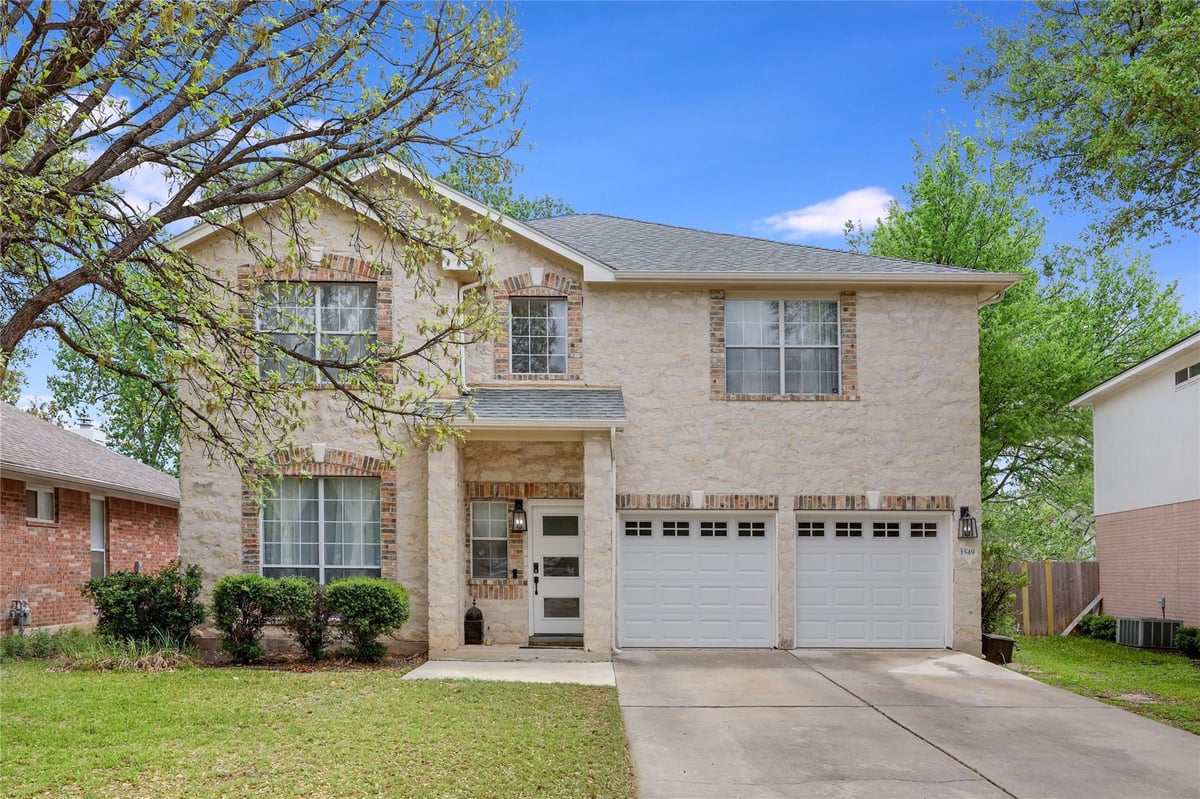 View 1549 Jerusalem Dr in Springbrook Centre Ph B Sec 02 1549 Jerusalem Dr - front exterior - Luxury home in Springbrook Centre Ph B Sec 02, Round Rock, TX