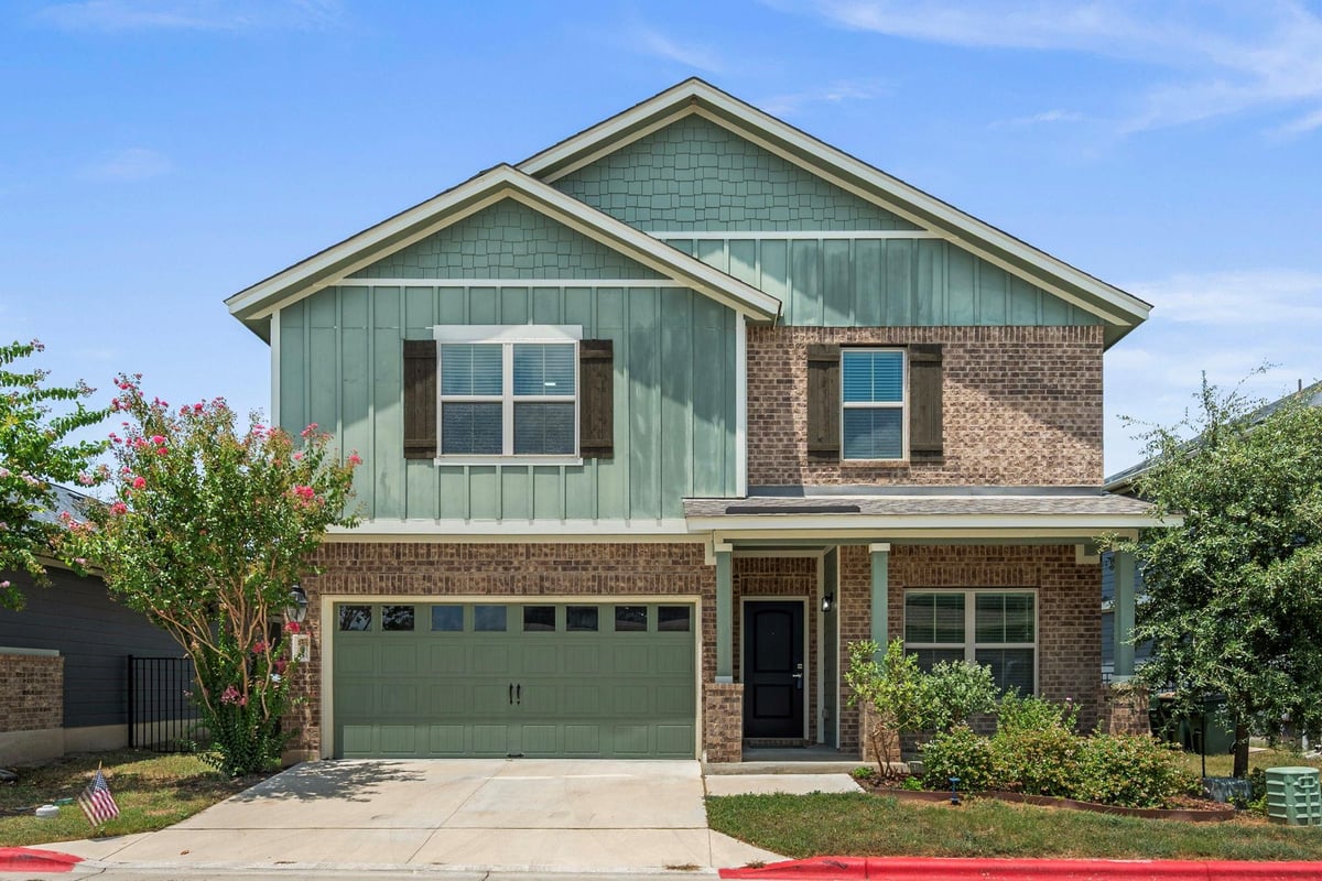 View 155 Rains in Plum Creek Ph 1 Sec 6H-2 155 Rains - property photo 1 - Luxury home in Plum Creek Ph 1 Sec 6H-2, Kyle, TX