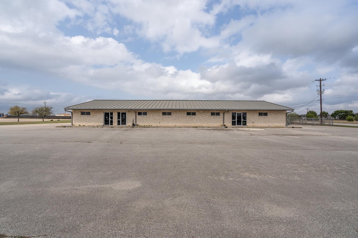 Living area at 15500 W St Hwy 29 Unit #202 A - Liberty Hill, TX