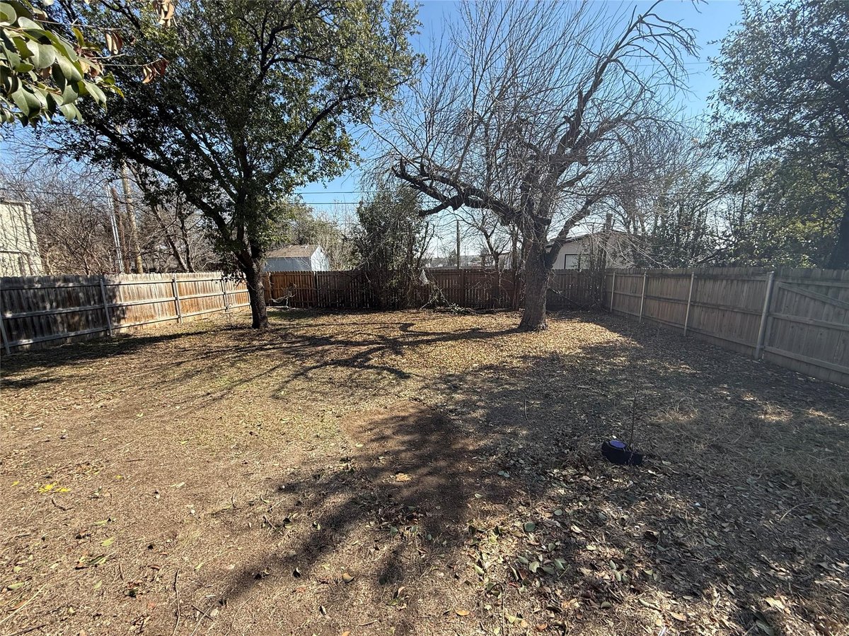 View 15501 Connie ST in Pamela Heights 15501 Connie ST - property photo 1 - Luxury home in Pamela Heights, Austin, TX