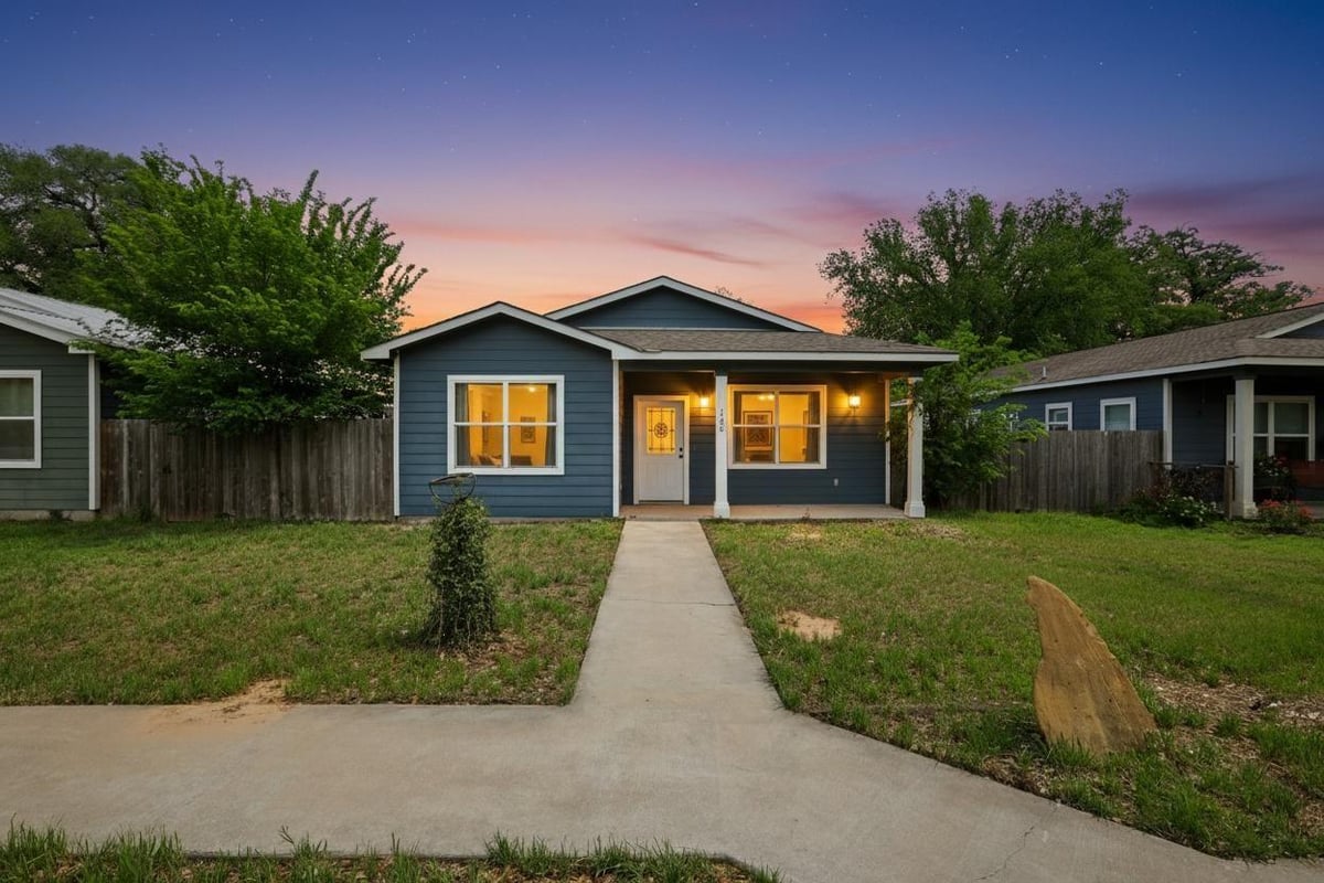 View 156 Fm 2571 in Tobin 156 Fm 2571 - front exterior - Luxury home in Tobin, Smithville, TX