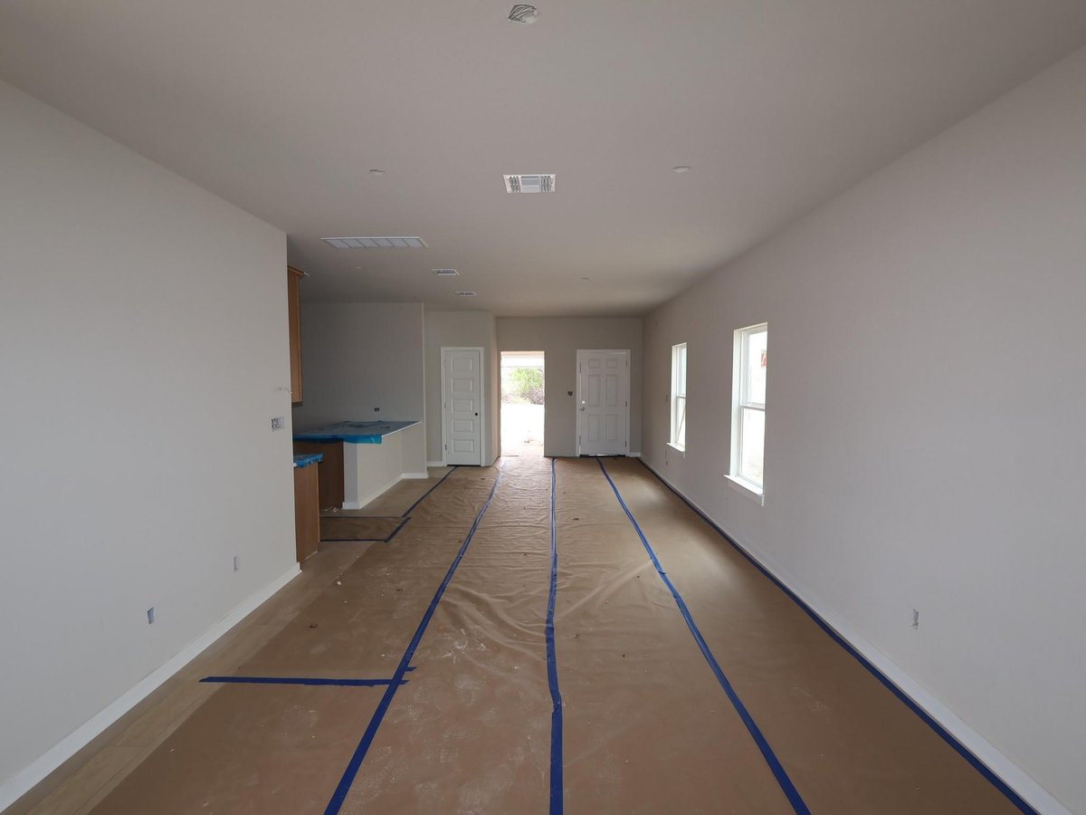Living area at 156 Heritage Forest Pkwy - 4 bed 2 bath home
