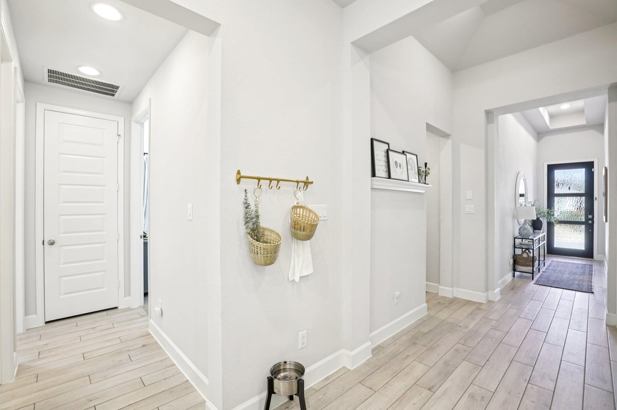 Living area at 156 Plumbago Loop - 4 bed 3 bath home