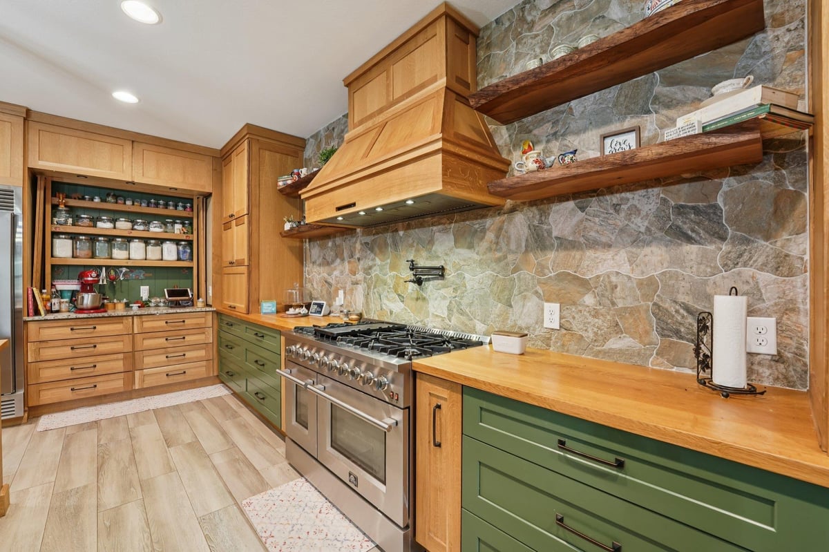 Kitchen at 156 Three Creeks Dr - 4 bed 3 bath home
