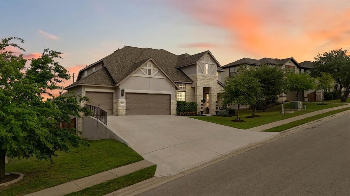 Living area at 15612 Cabrillo Way - 4 bed 3 bath home