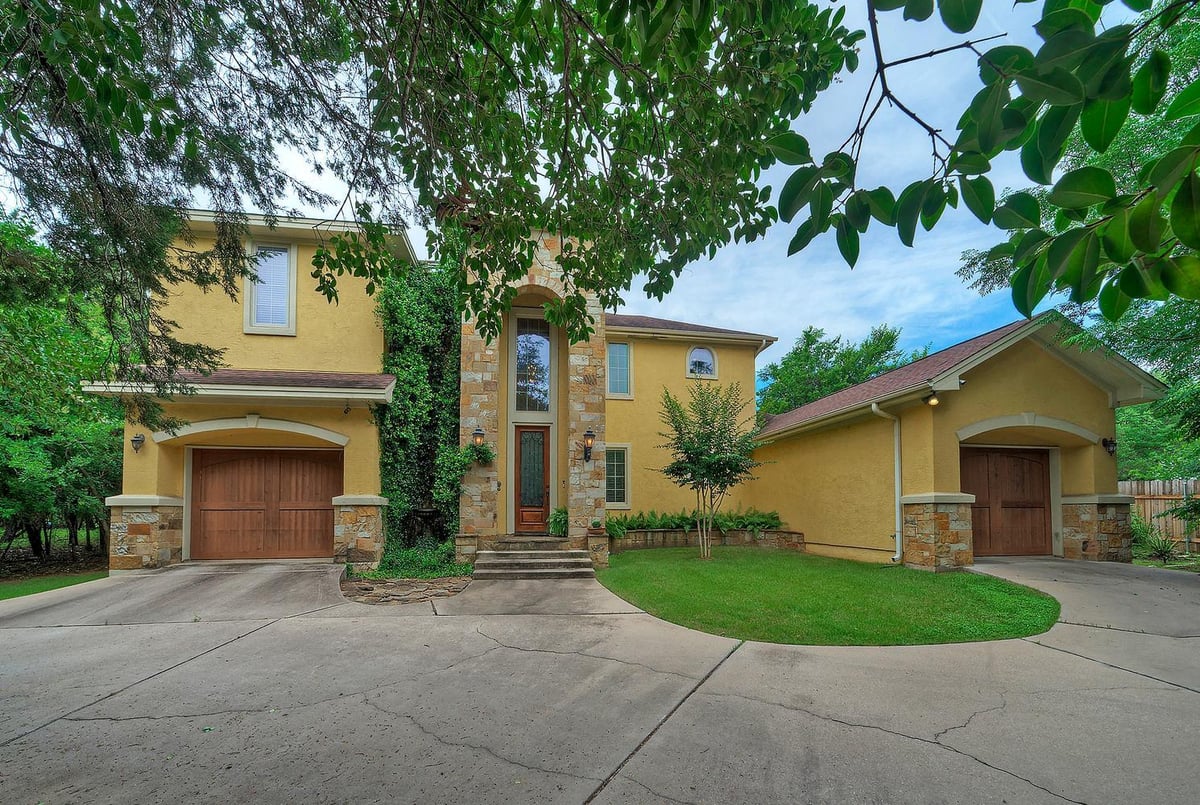 View 15705 Wildwood TRL in Lakeland Hills Sec 02 15705 Wildwood TRL - property photo 1 - Luxury home in Lakeland Hills Sec 02, Austin, TX