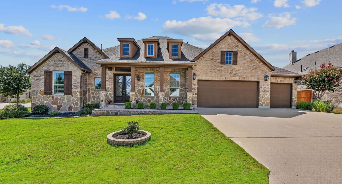 158 Short Bush PASS - property photo 1 - Luxury home in Highpointe Ph V Sec Three, Austin, TX