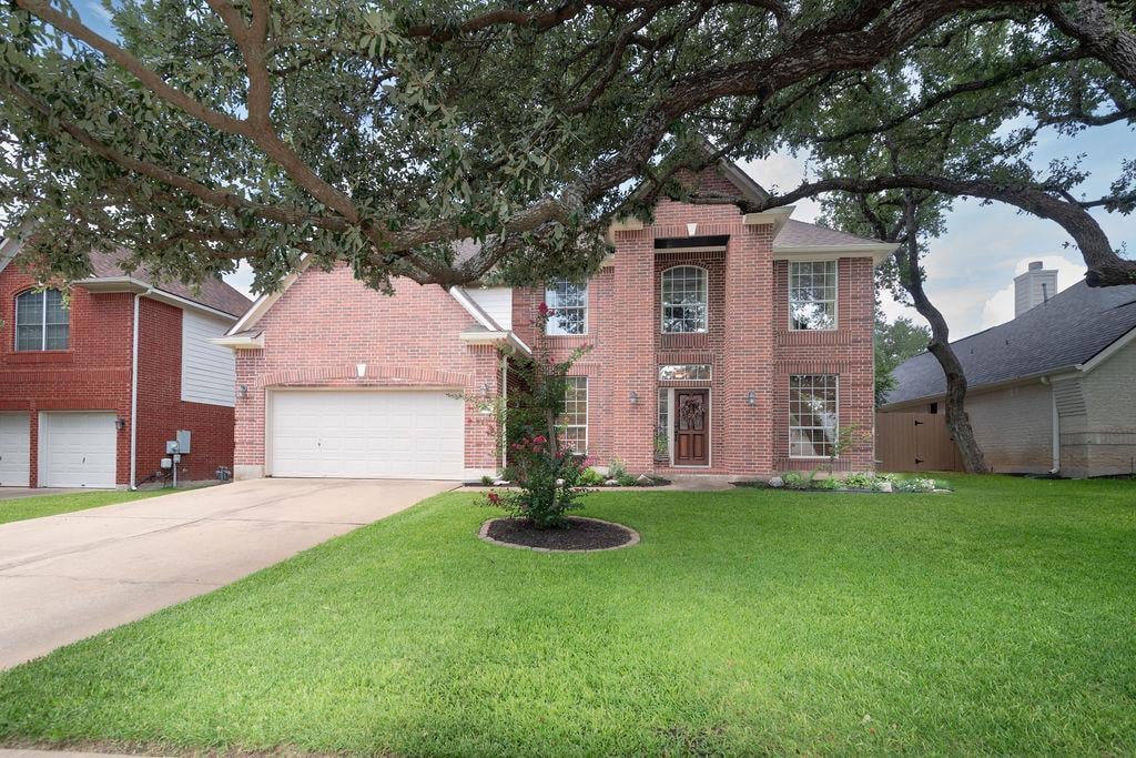 View 15824 W Dorman Dr in Meadows Brushy Creek 15824 W Dorman Dr - front exterior - Luxury home in Meadows Brushy Creek, Austin, TX