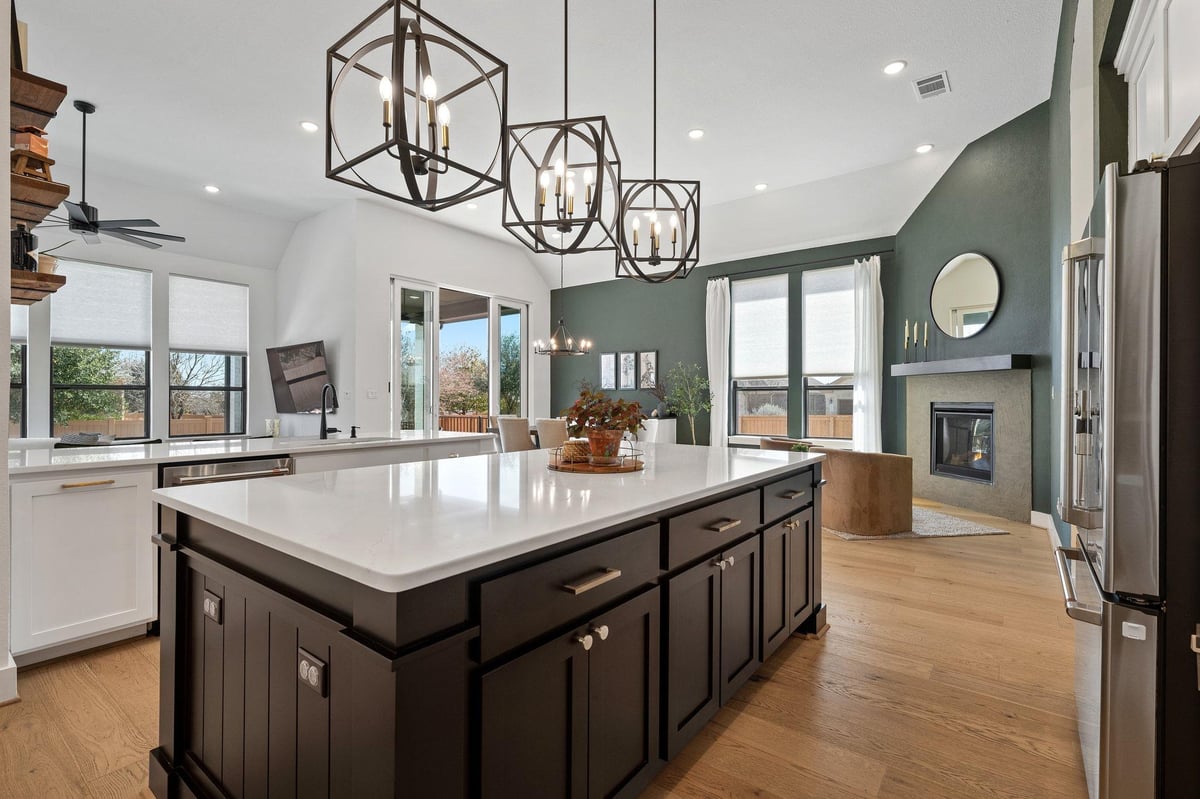 159 Short Bush PASS - front exterior - Luxury home in Highpointe Ph V Sec Three, Austin, TX