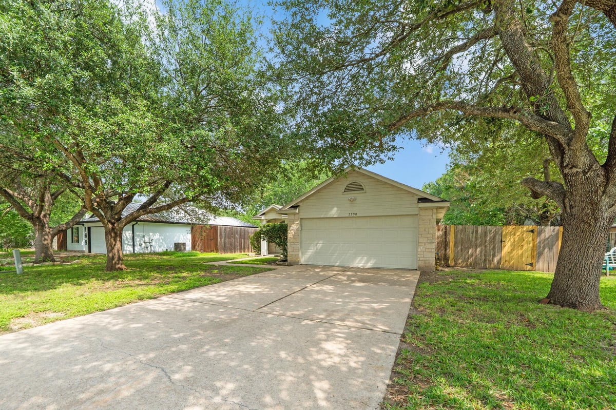 View 1590 Brandi Cir in Steeplechase Sub Ph II 1590 Brandi Cir - front exterior - Luxury home in Steeplechase Sub Ph II, Kyle, TX