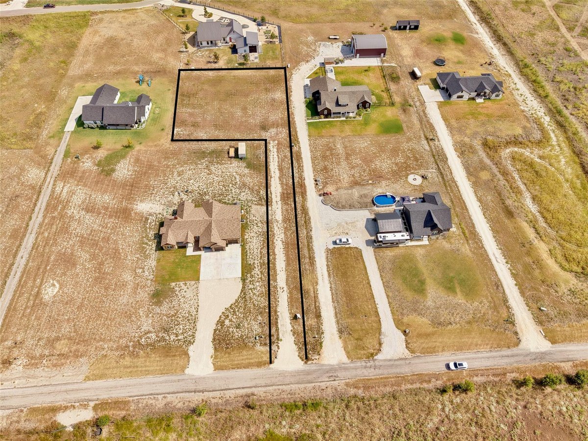 View 15965 Armstrong Loop RD in Armstrong Estates 15965 Armstrong Loop RD - property photo 1 - Luxury lot in Armstrong Estates, Salado, TX
