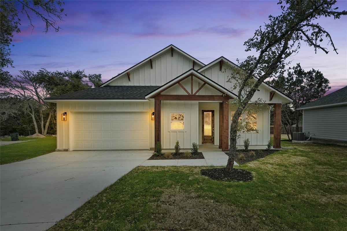View 16 Rhapsody Ln in Woodcreek Sec 19 16 Rhapsody Ln - front exterior - Luxury home in Woodcreek Sec 19, Wimberley, TX