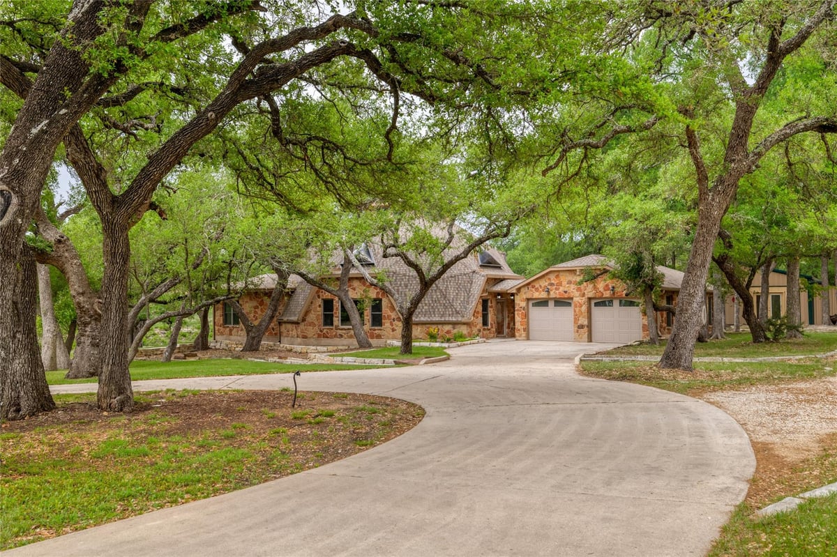 View 16 Tall Oaks TRL in Austin 16 Tall Oaks TRL, photo 1, Austin, Austin, TX