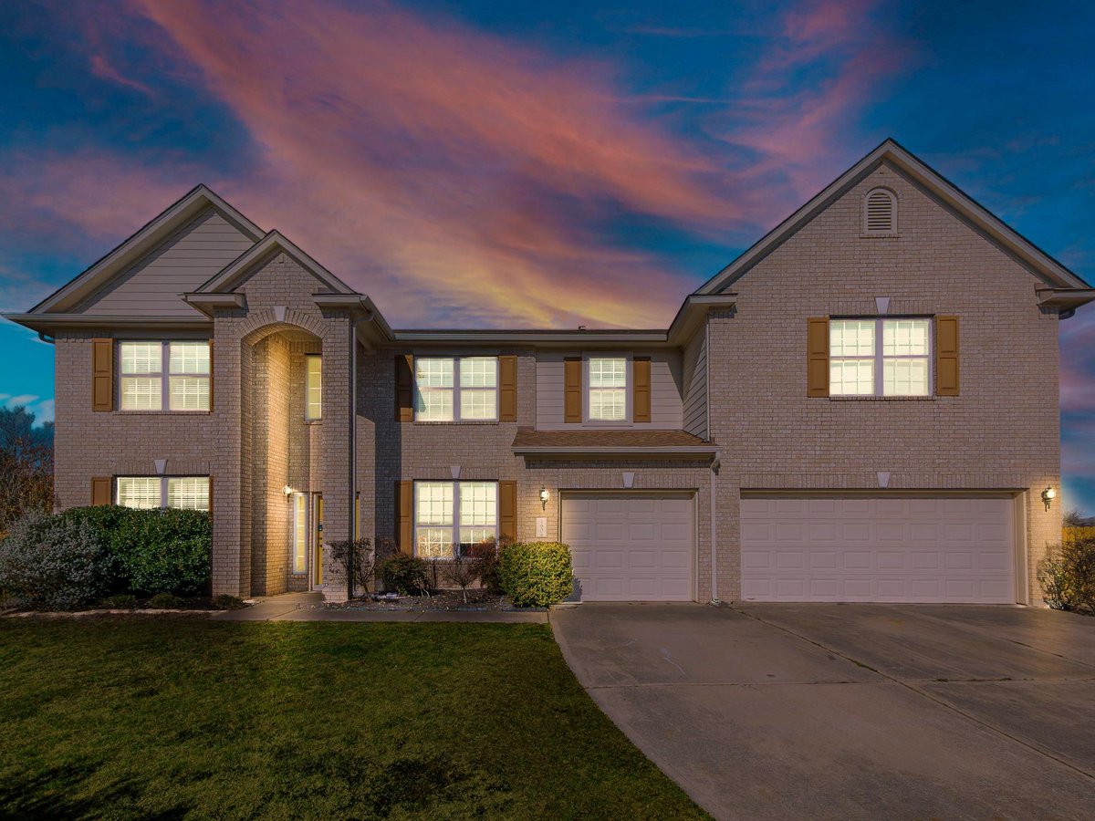 View 160 Pine Cv in Hometown Kyle Sub Ph 2 160 Pine Cv - property photo 1 - Luxury home in Hometown Kyle Sub Ph 2, Kyle, TX