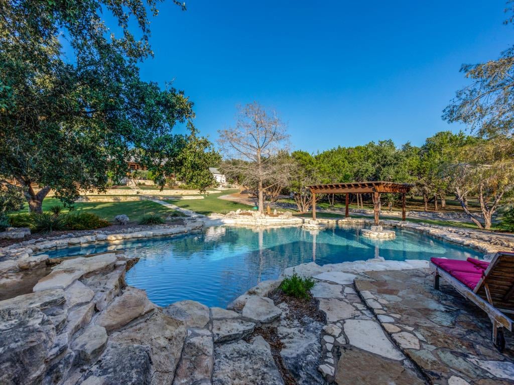 Living area at 160 Wimberley Ranch Dr - 4 bed 4 bath home