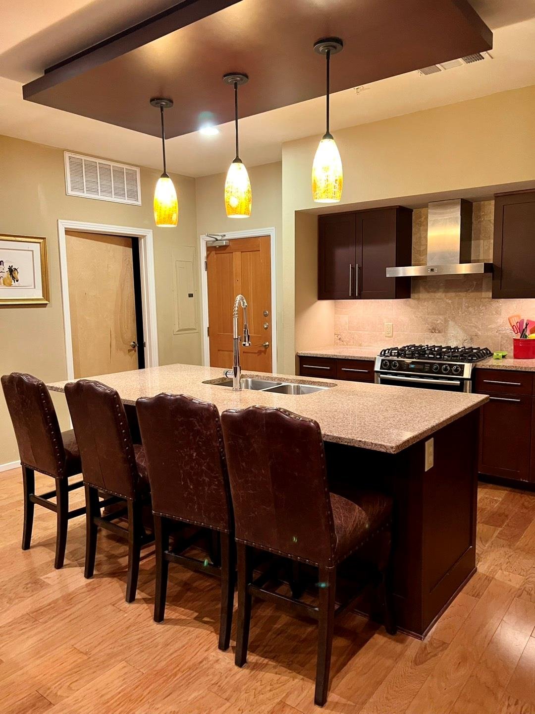 View 1600 Barton Springs Rd Unit #3102 in Bartonplace Condo 1600 Barton Springs Rd Unit #3102 - front exterior - Luxury home in Bartonplace Condo, Austin, TX