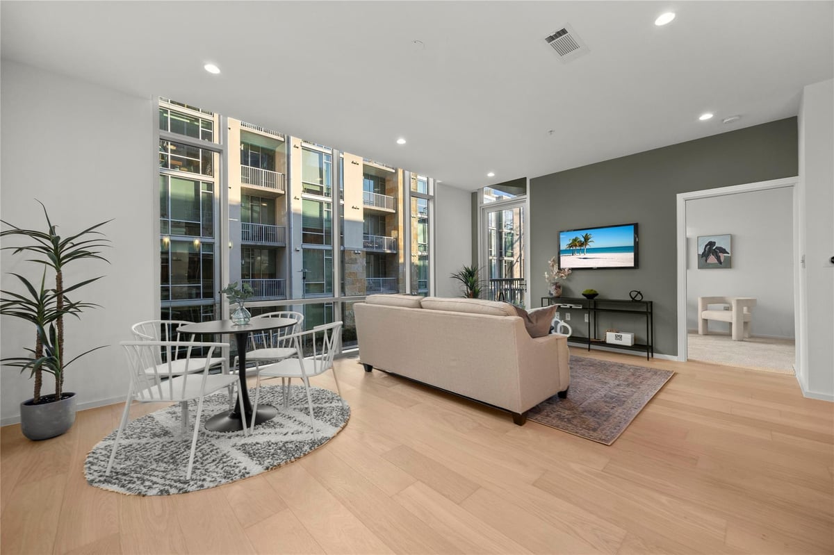 View 1600 Barton Springs RD Unit #5203 in Bartonplace Condo 1600 Barton Springs RD Unit #5203 - front exterior - Luxury home in Bartonplace Condo, Austin, TX