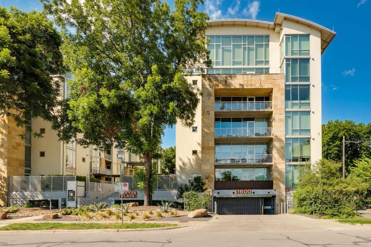 View 1600 Barton Springs Rd Unit #5508 in Bartonplace Condo 1600 Barton Springs Rd Unit #5508 - front exterior - Luxury home in Bartonplace Condo, Austin, TX