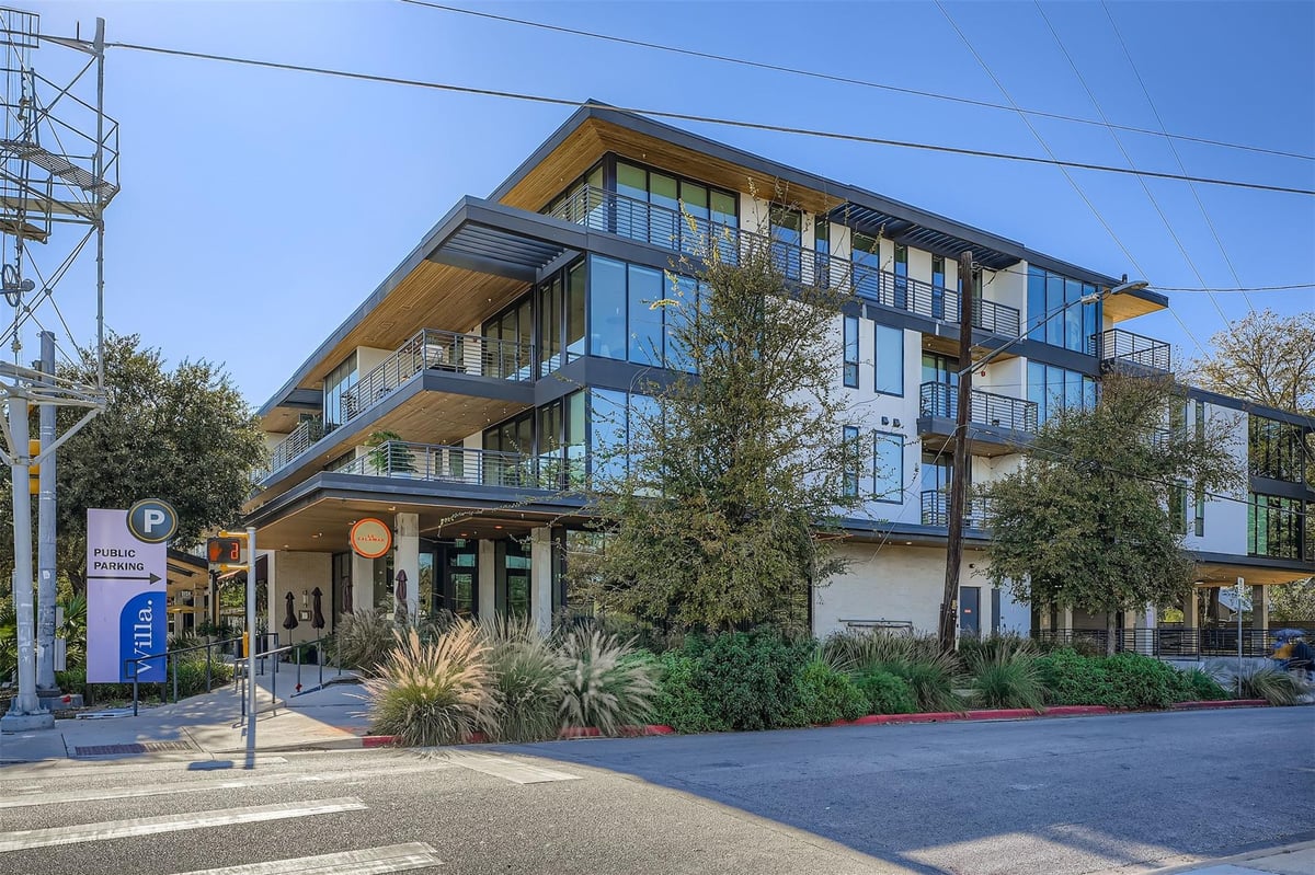 View 1600 S 1st ST Unit #201 in Willa 1600 S 1st ST Unit #201 - front exterior - Luxury home in Willa, Austin, TX