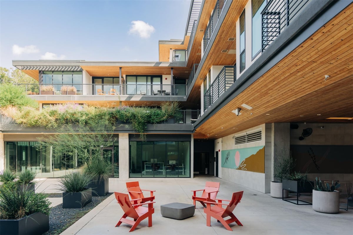 View 1600 S 1st ST Unit #315 in Willa 1600 S 1st ST Unit #315 - front exterior - Luxury home in Willa, Austin, TX
