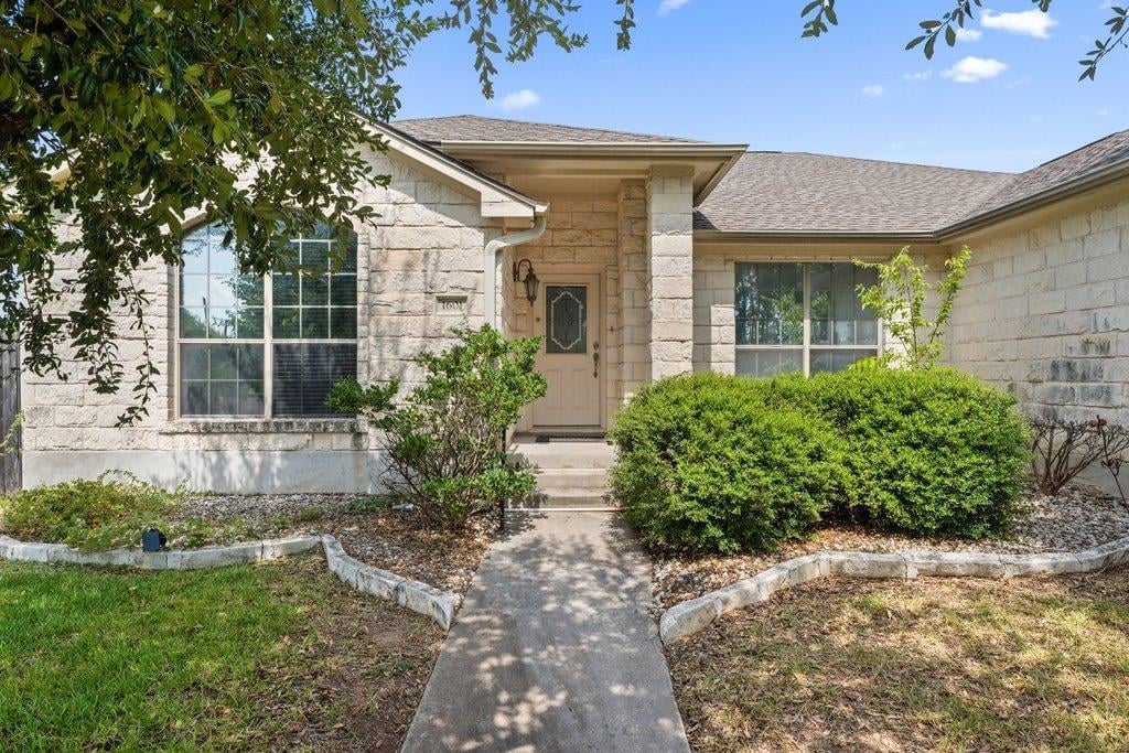 View 1601 Breezy CV in Hillside Terrace 1601 Breezy CV - property photo 1 - Luxury home in Hillside Terrace, Round Rock, TX