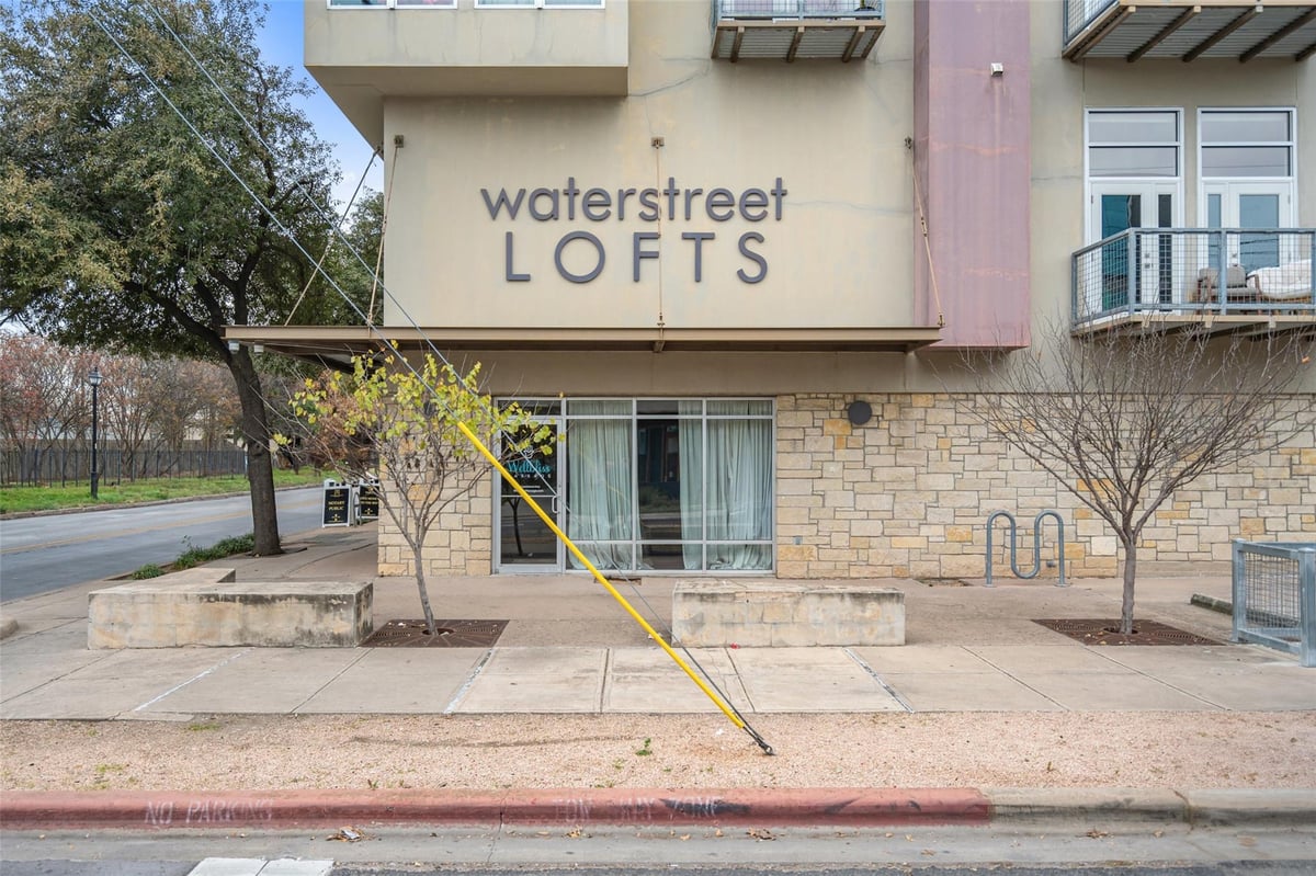View 1601 E Cesar Chavez Unit #107 in Waterstreet Lofts 1601 E Cesar Chavez Unit #107 - property photo 1 - Luxury home in Waterstreet Lofts, Austin, TX