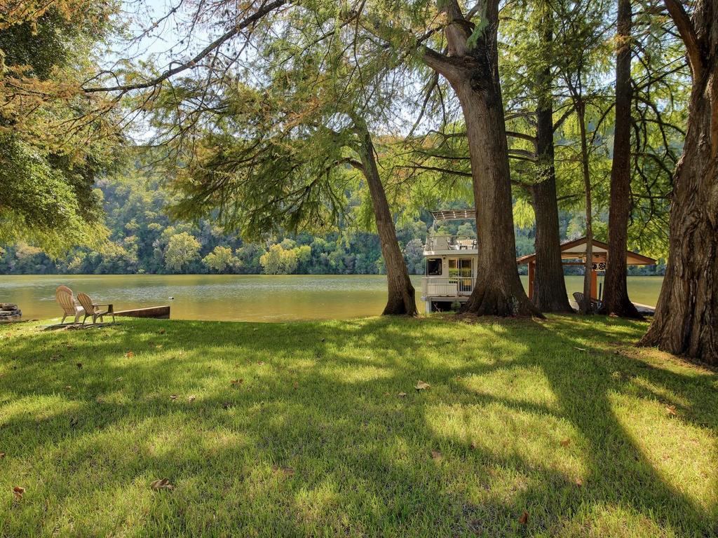 View 1601 MANANA St in Lake Austin 1601 MANANA St - property photo 1 - Luxury home in Lake Austin, Austin, TX