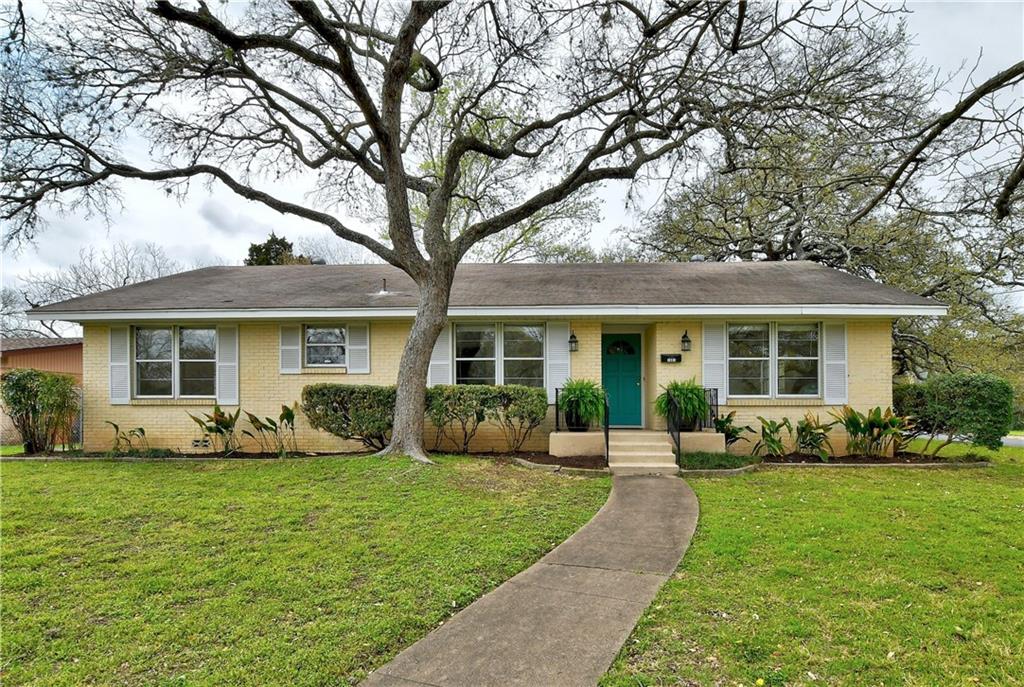 View 1601 Sunnyvale St in River Oaks Sec 01 1601 Sunnyvale St - front exterior - Luxury home in River Oaks Sec 01, Austin, TX