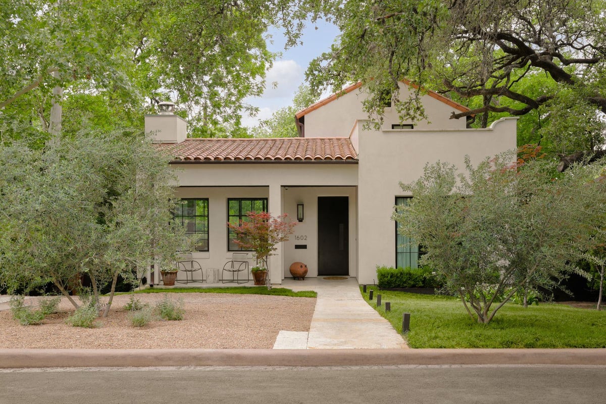 1602 Alta Vista Ave - front exterior - Luxury home in Travis Heights, Austin, TX