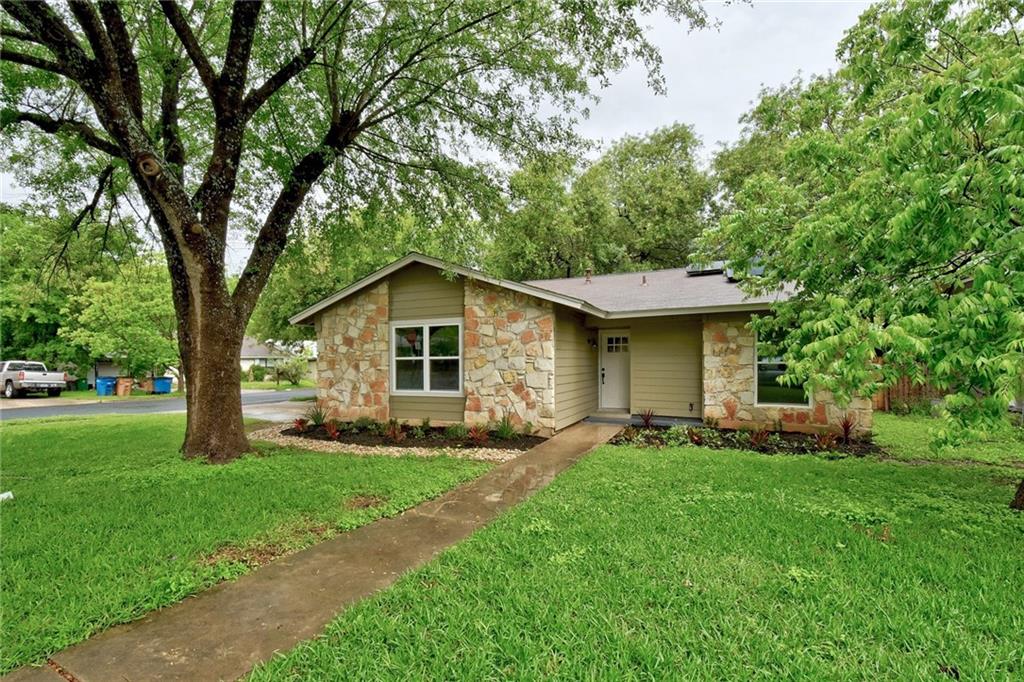 View 1602 Turtle Creek Blvd in Southwest Park Sec 02 Amd 1602 Turtle Creek Blvd - front exterior - Luxury home in Southwest Park Sec 02 Amd, Austin, TX