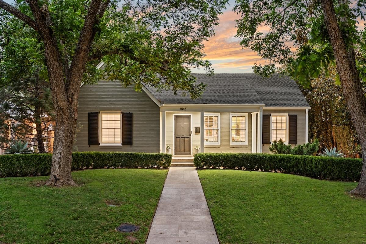 View 1603 Westover RD in Pemberton Heights Sec 03 1603 Westover RD - front exterior - Luxury home in Pemberton Heights Sec 03, Austin, TX