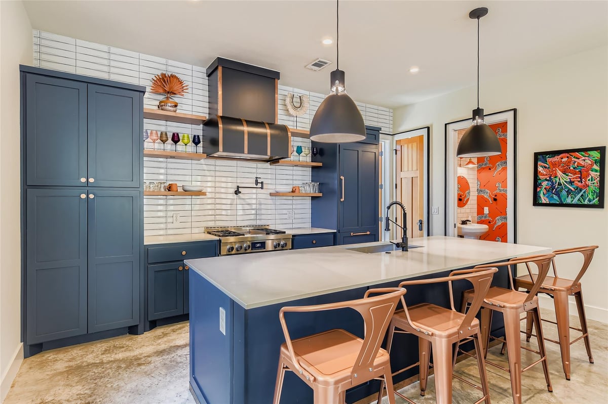 View 1604 Greenwood Ave Unit #A in Greenwood Heights 1604 Greenwood Ave Unit #A - front exterior - Luxury home in Greenwood Heights, Austin, TX