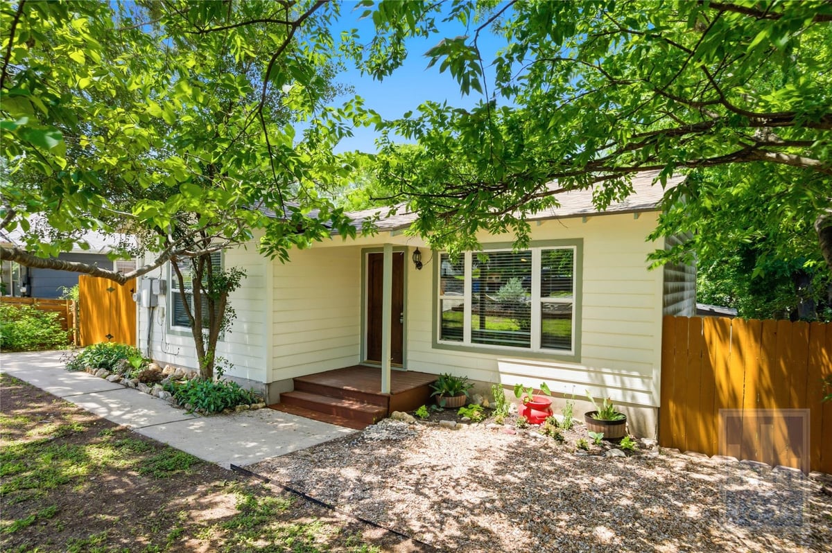 View 1604 Sanchez ST in Division B 1604 Sanchez ST - property photo 1 - Luxury home in Division B, Austin, TX