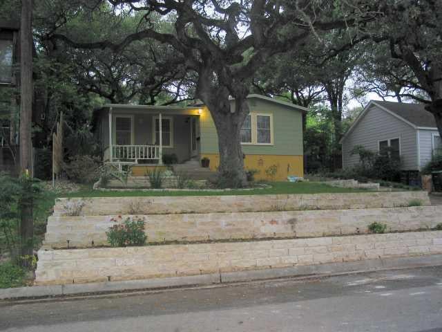 View 1606 Eastside Dr in Archer Roy C 1606 Eastside Dr - property photo 1 - Luxury home in Archer Roy C, Austin, TX