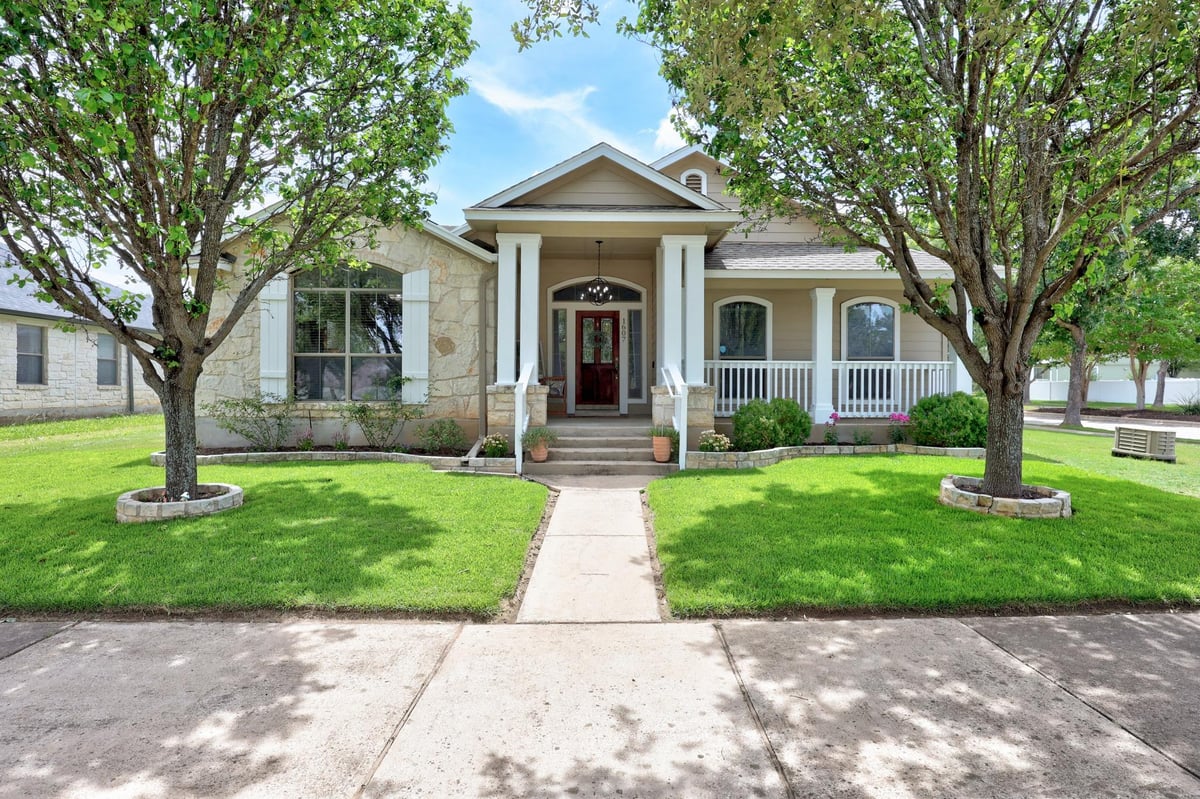 View 1607 Main ST in Cedar Park Towncenter Sec 2b 1607 Main ST - front exterior - Luxury home in Cedar Park Towncenter Sec 2b, Cedar Park, TX