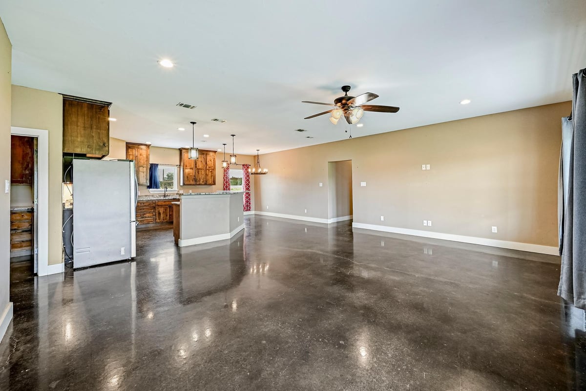 Bathroom at 1608 County Road 204 - 3 bed 2 bath home