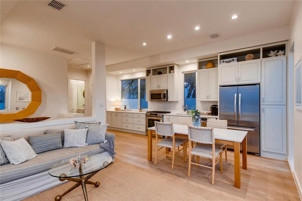 View 1608 Ravey St Unit #B in Moore-Tate 1608 Ravey Condomin 1608 Ravey St Unit #B - front exterior - Luxury home in Moore-Tate 1608 Ravey Condomin, Austin, TX