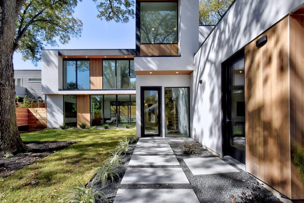 View 1608 S 2nd St in Bouldin Creek 1608 S 2nd St - property photo 1 - Luxury home in Bouldin Creek, Austin, TX