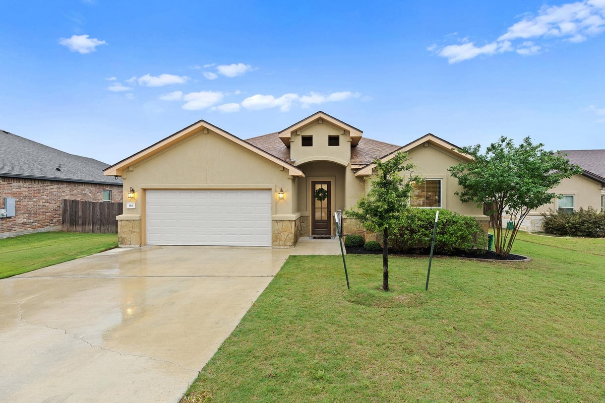 View 161 Greg Ln in Home Place/Jarrell 2 Minor Amd 161 Greg Ln - front exterior - Luxury home in Home Place/Jarrell 2 Minor Amd, Jarrell, TX