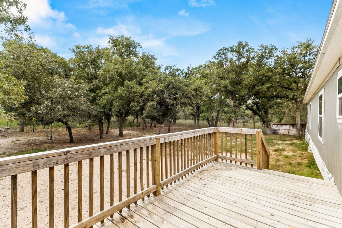 View 161 High Point Rdg in Country Place 161 High Point Rdg - property photo 1 - Luxury home in Country Place, Seguin, TX