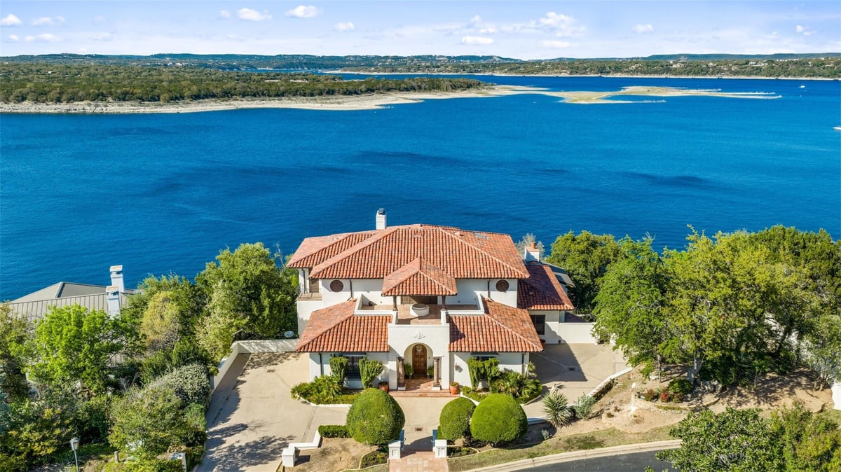 16106 Chateau Ave - front exterior - Luxury home in Vineyard Bay Ph 01, Austin, TX
