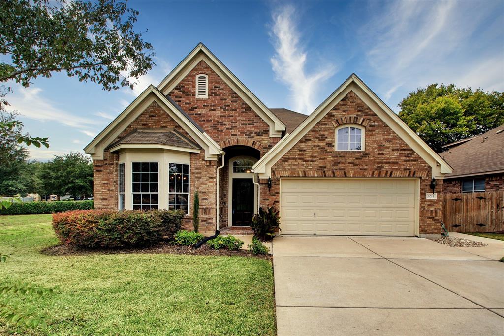 View 1611 Weatherford Dr in Harris Ridge Ph 02 Sec 01 Rep 1611 Weatherford Dr - front exterior - Luxury home in Harris Ridge Ph 02 Sec 01 Rep, Austin, TX