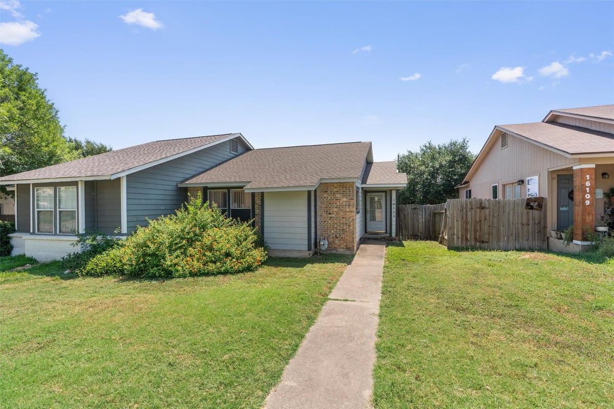 View 16111 Fitchburg CIR in Windermere Ph C 16111 Fitchburg CIR - property photo 1 - Luxury home in Windermere Ph C, Pflugerville, TX